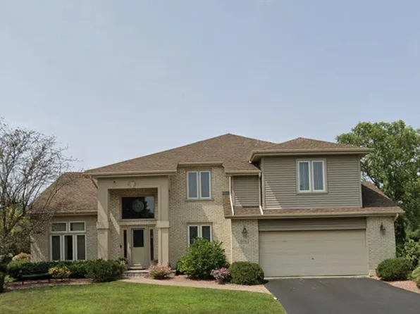 8936 Charrington Dr, Frankfort, IL 60423