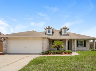 2452 Royal Pointe Dr, Green Cove Springs, FL 32043