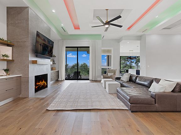 5th image of 7 Davenport Ln