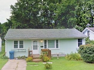 1526 E McGee St, Springfield, MO 65804