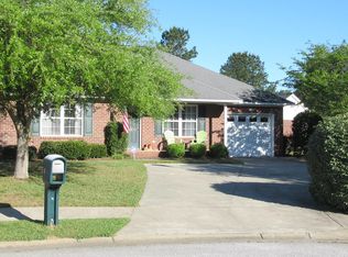 40 Beacon Ct, Sumter, SC 29154
