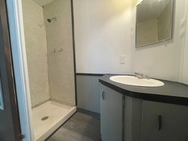2 bed, 1050 sqft, $1,700 — Photo 4