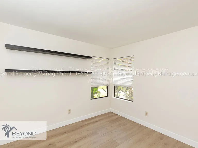 9316 Twin Trails Dr #104 — Photo 14