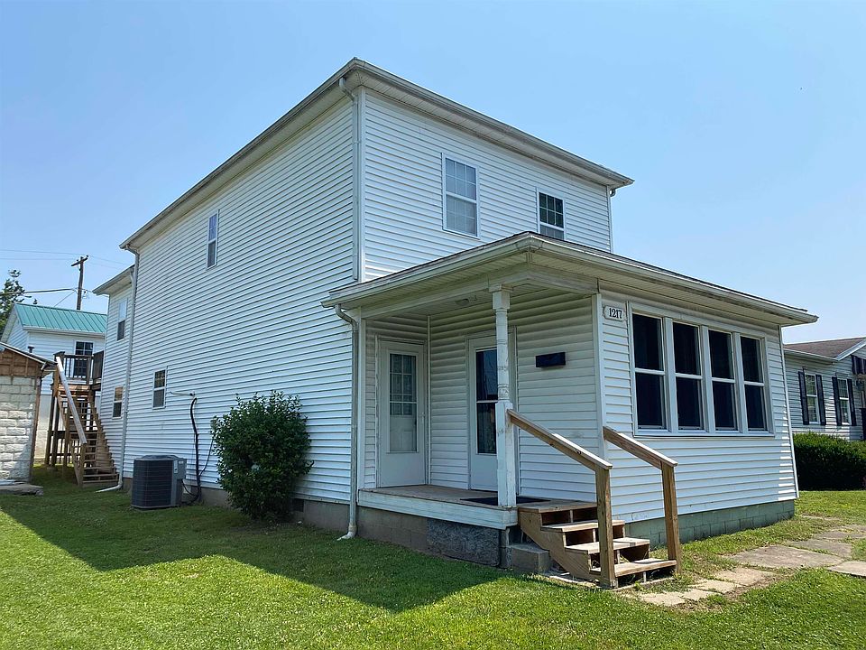 1st image of 1217 Pine St