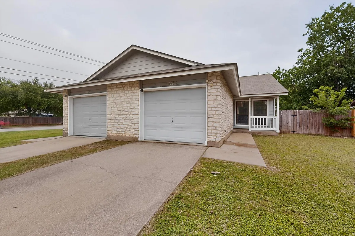 Building Photo - 1113 Woodlief Trl