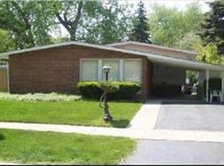 8424 Mason Ave, Morton Grove, IL 60053