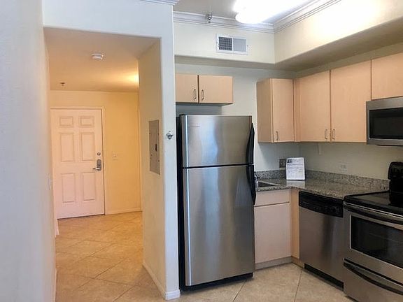 5th image of 1642 7th Ave Unit 120