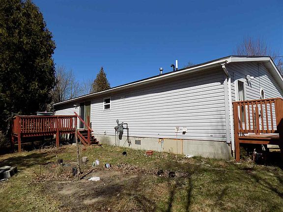 5th image of 815 Manistique St