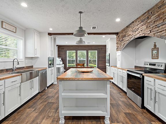 3rd image of 5080 Brown Ln