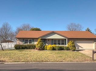 541 Big Bend Blvd, Swansea, IL