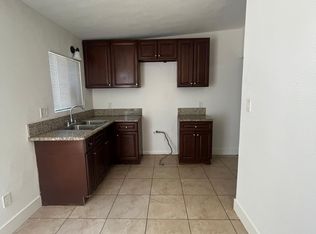 936 E Avenue Q #B, Palmdale, CA 93550
