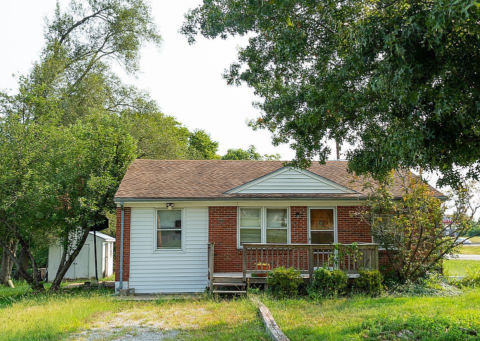 1st image of 5899 E 141st St