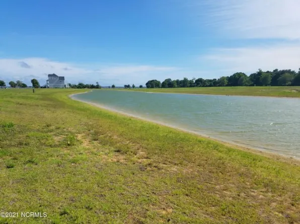 839 Cannonsgate Dr, Newport, NC 28570