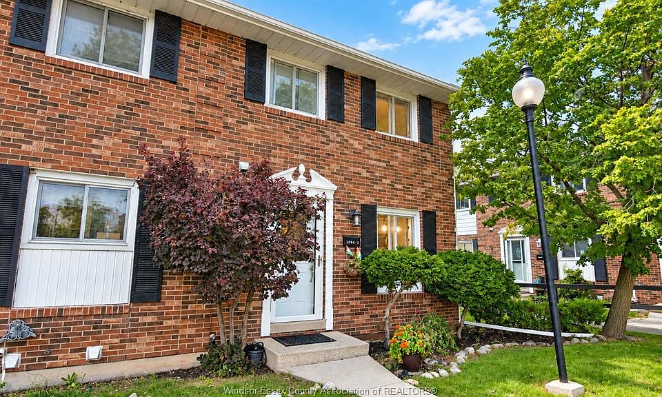 1st image of 3096 Meadowbrook Ln #2