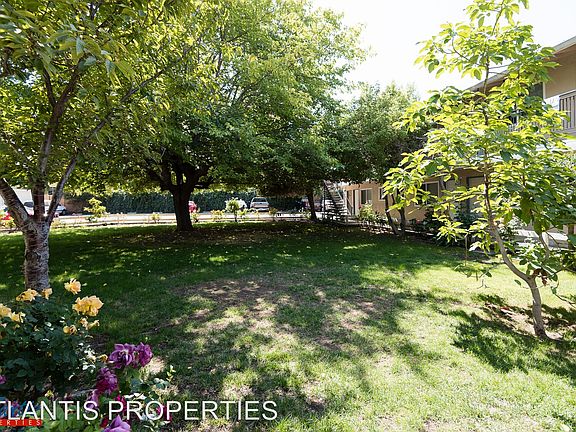 3rd image of 3568 Agate Dr APT 08