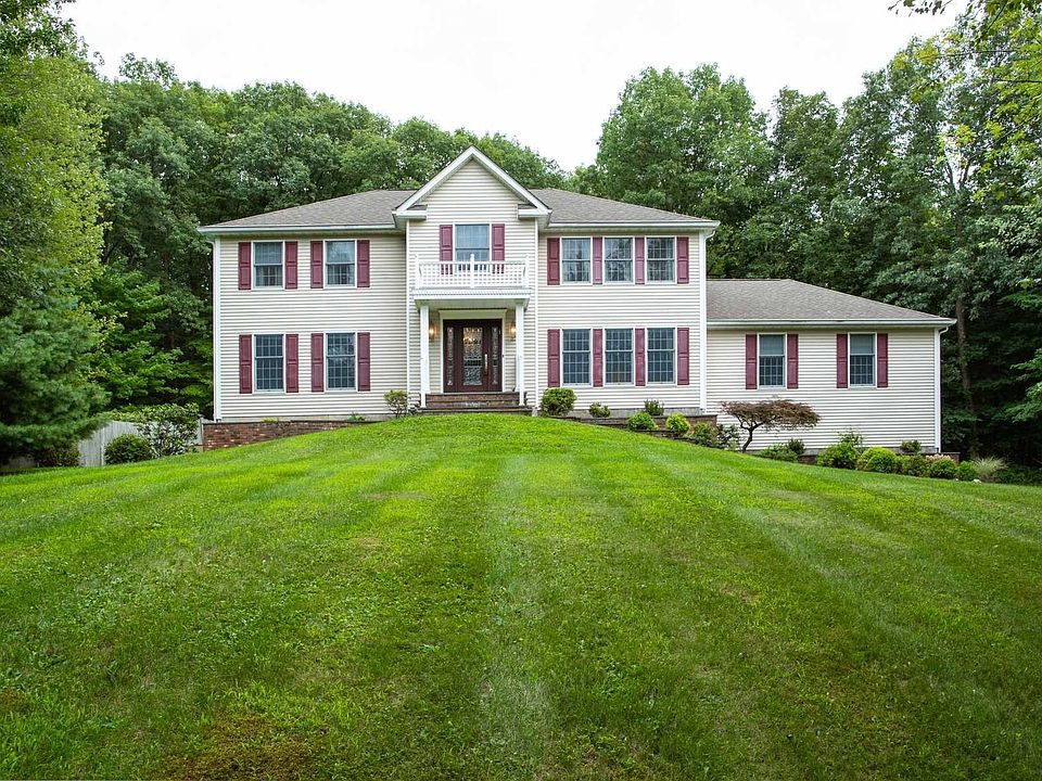 1st image of 9 Rosell Ct