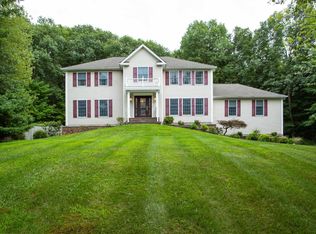 9 Rosell Ct, Lagrangeville, NY 12540