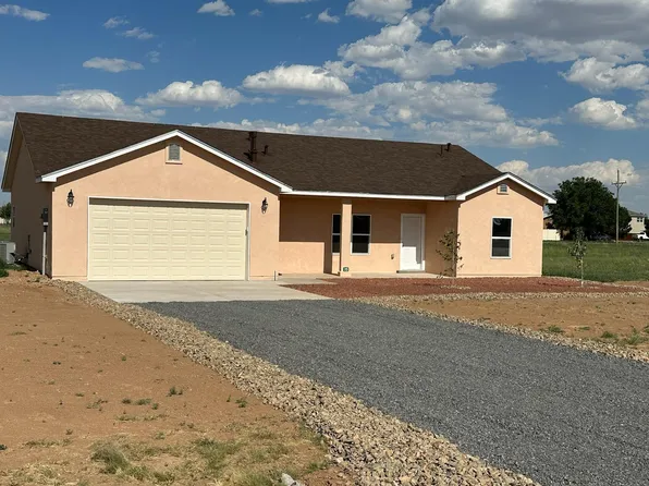 35 Pedernal St, Moriarty, NM 87035