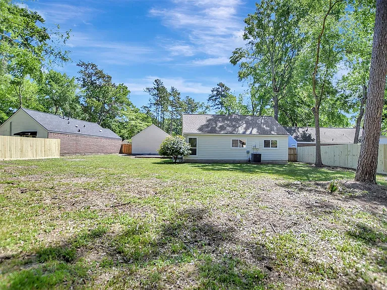 7 Bitterwood Ct — Photo 39