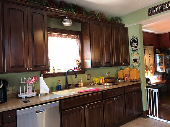 5th image of 2029 N Wooster Ave