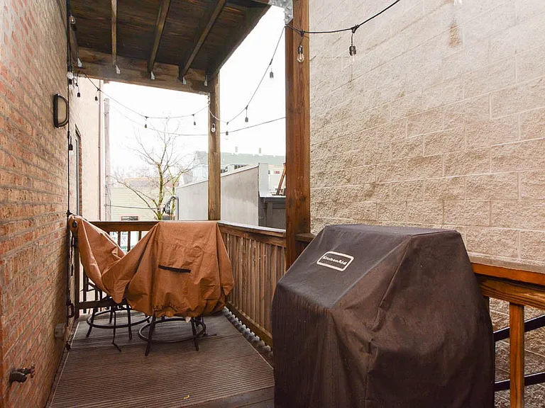 1346 W Henderson St #3 — Photo 20