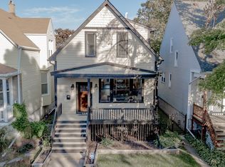 3913 N Richmond St, Chicago, IL 60618