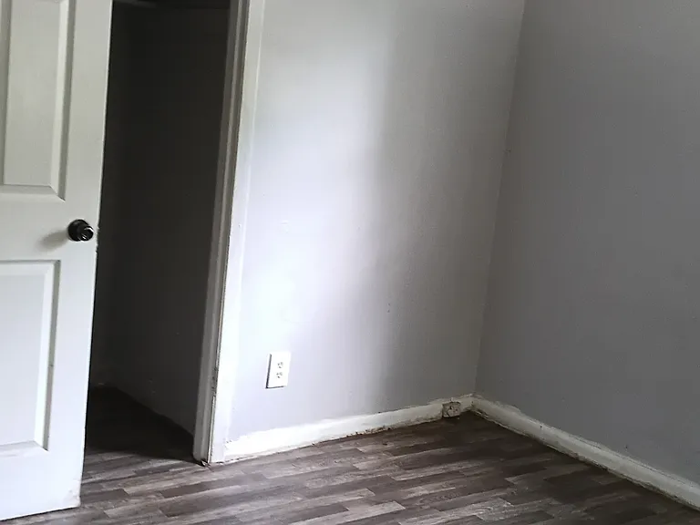 819 N 11th St #3 — Photo 3