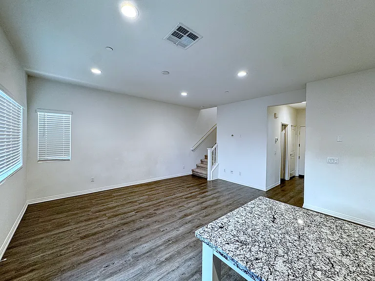 16075 Symphony Ln — Photo 7