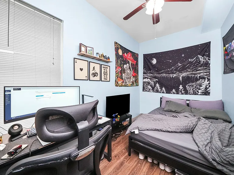 1307 S Ashland Ave — Photo 8