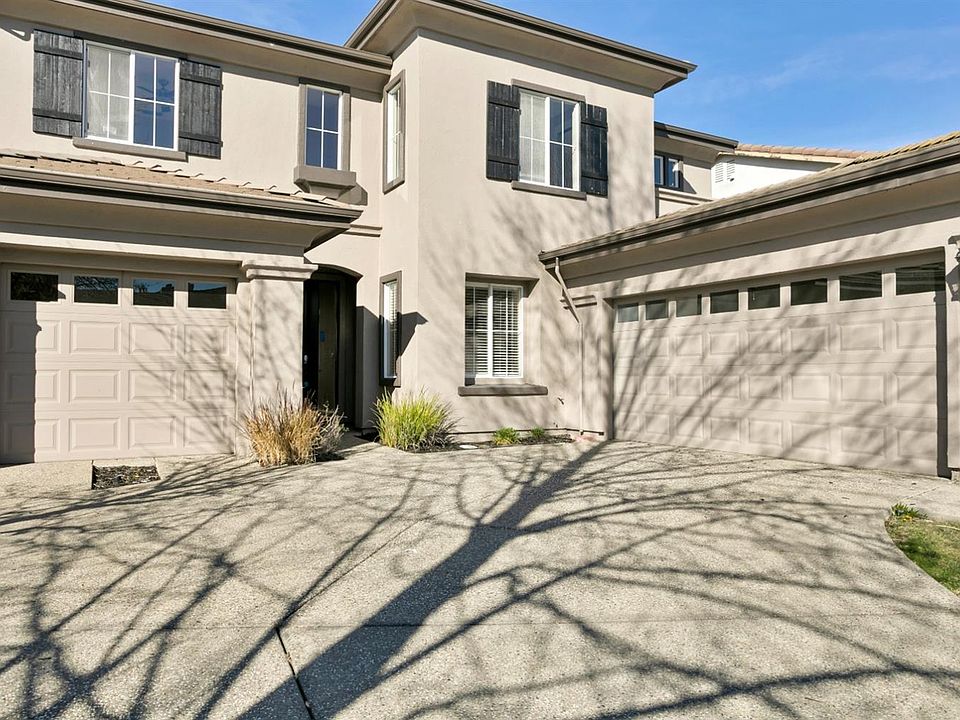 1st image of 9965 W Taron Dr