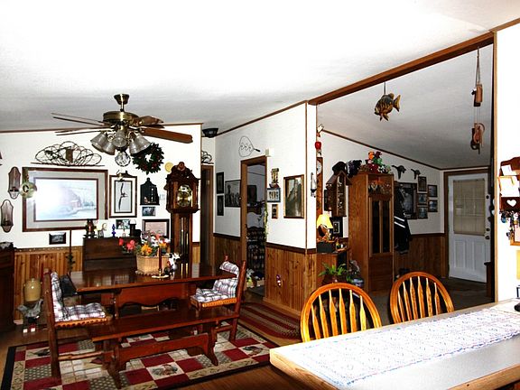5th image of 10407 438th Street Ct E