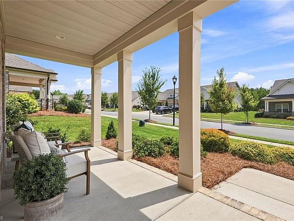 4th image of 2046 Welden Ridge Rd