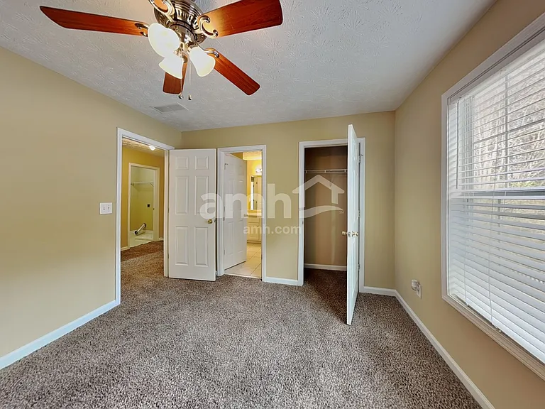 2041 Vintage Oaks Dr — Photo 21