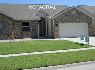 4665 Shirl Ct, Lincoln, NE 68516