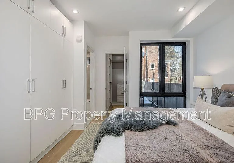 3921 W St NW #1 — Photo 76