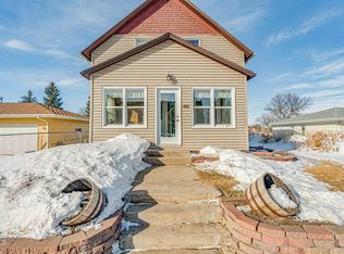 306 S 5th St, New Salem, ND 58563