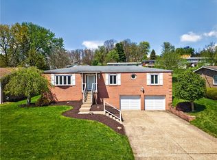 61 Willowbrook Ln N, Washington, PA 15301