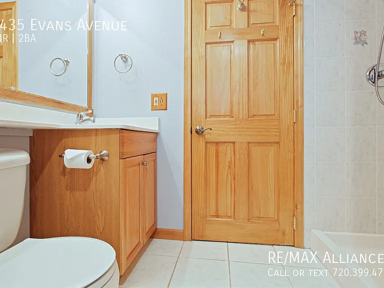 2435 Evans Ave — Photo 12