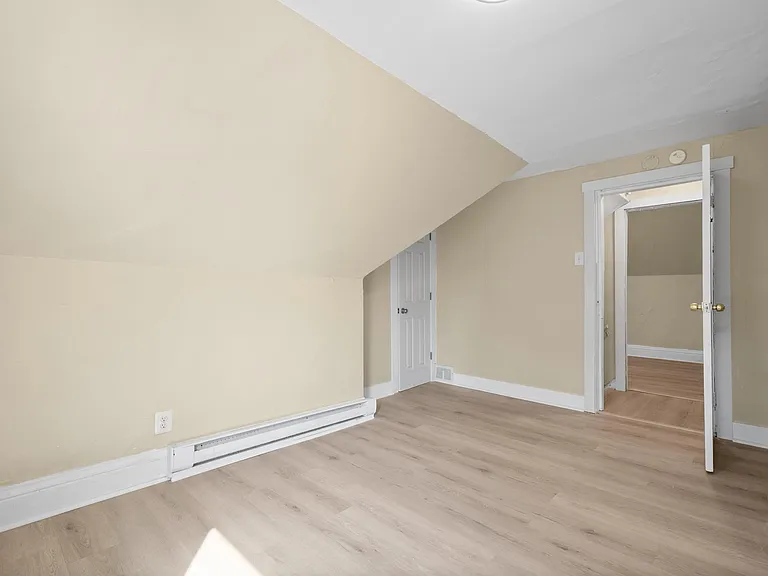 510 Dawson Ave — Photo 14