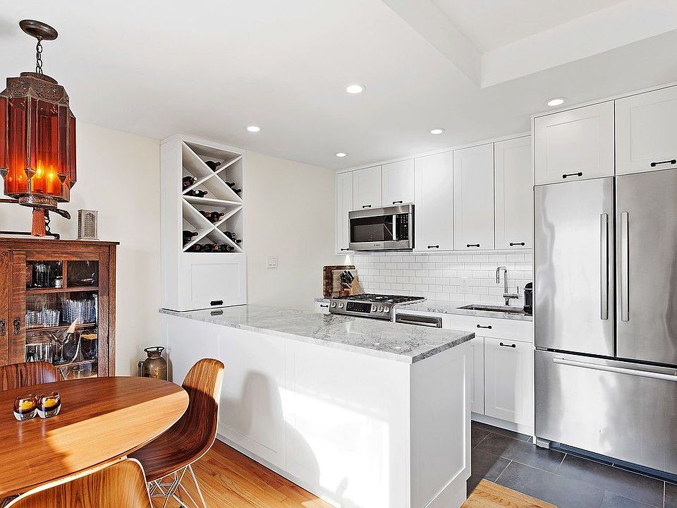 1st image of 2162 Broadway #18C