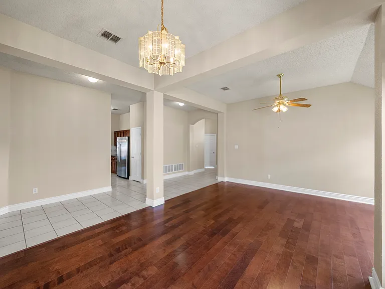 6008 Tupelo Ln — Photo 24