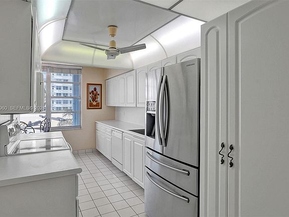 5th image of 4280 Galt Ocean Dr APT 2K