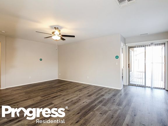 4th image of 13030 W Soledad St