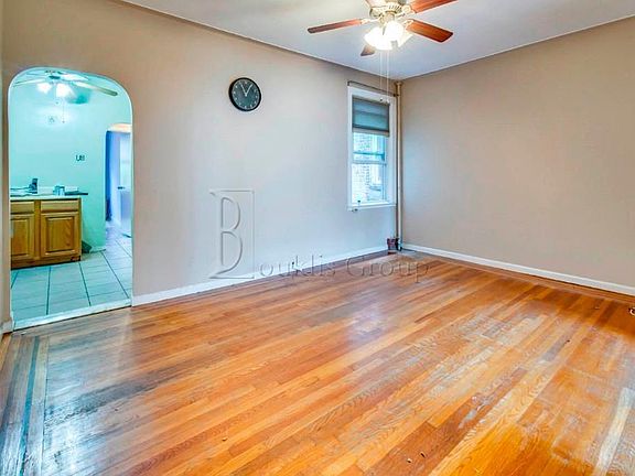 2nd image of 2537 45th St