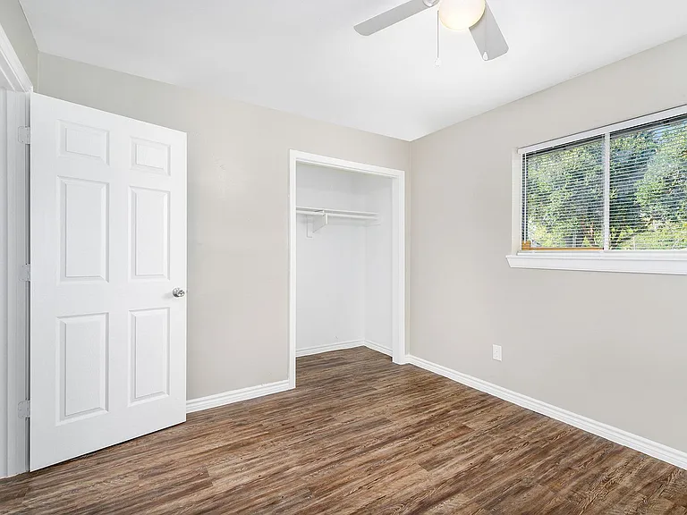 1303 S 2nd St #1 — Photo 13