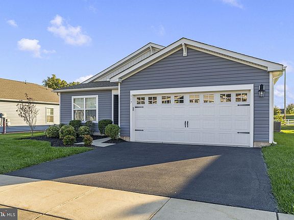 2nd image of 117 Lilly Dr