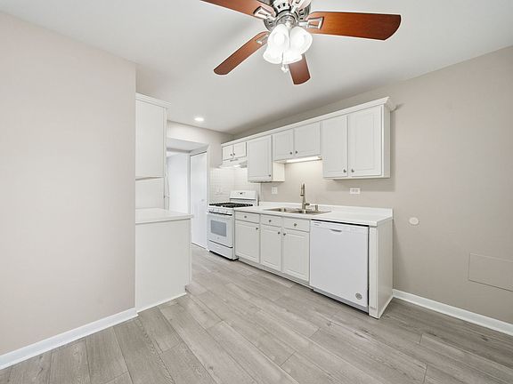 4th image of 2634 Oakshire Ct