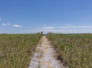 423 Seaside Avenue, Saco, ME 04072