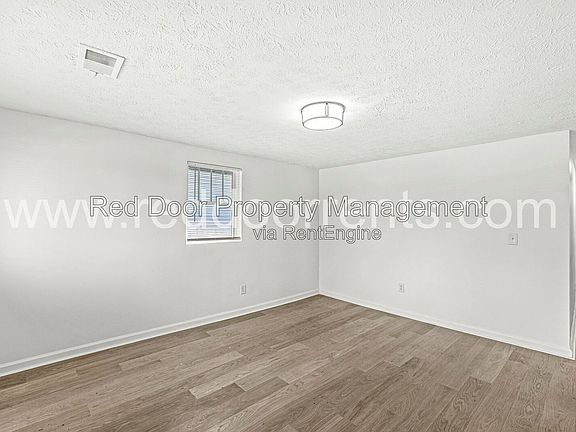 4th image of 1037 W 30th St