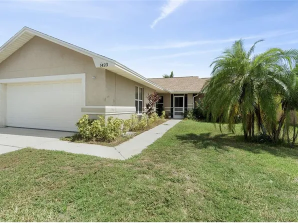 1423 Grand Cayman Cir, Winter Haven, FL 33884